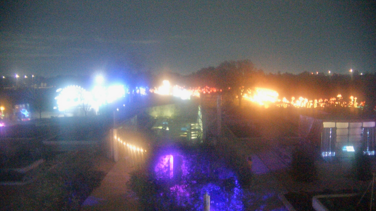 Thumbnail for current weather camera view from Houston Botanic Garden in Houston, Texas