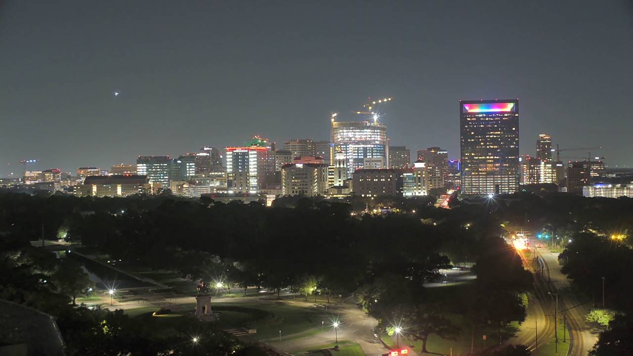 Thumbnail for current weather camera view from Hotel ZaZa in Houston, Texas