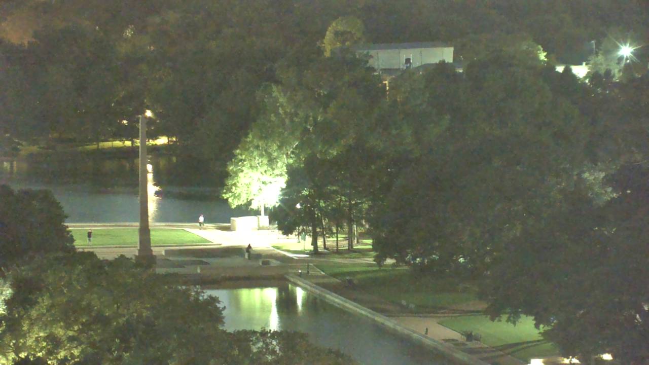 Thumbnail for current weather camera view from Hotel ZaZa in Houston, Texas