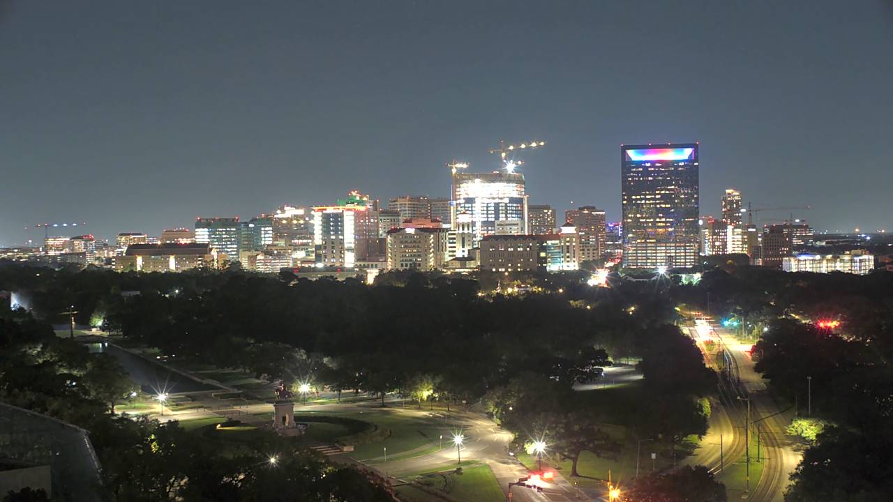 Thumbnail for current weather camera view from Hotel ZaZa in Houston, Texas
