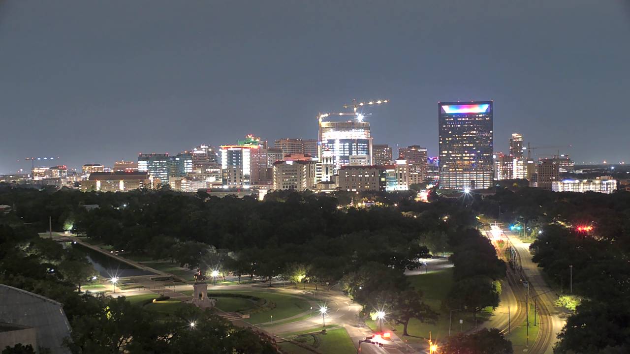 Thumbnail for current weather camera view from Hotel ZaZa in Houston, Texas