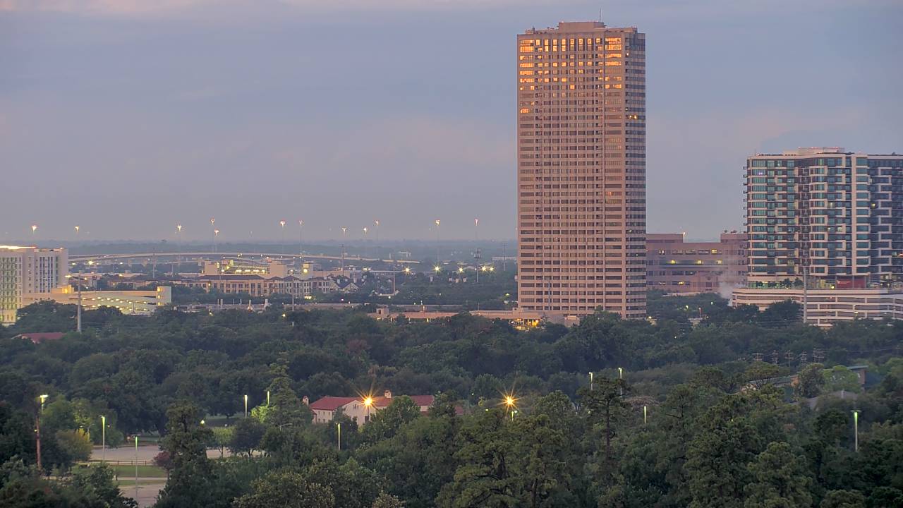 Thumbnail for current weather camera view from Hotel ZaZa in Houston, Texas