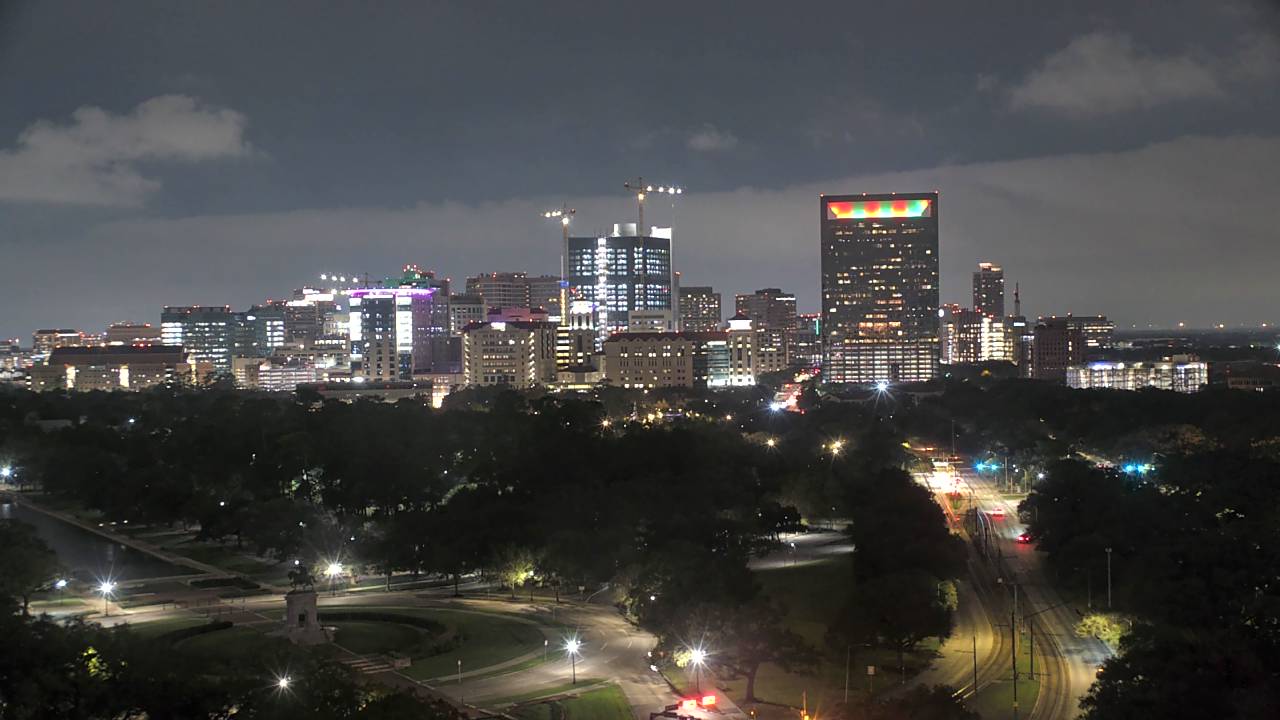 Thumbnail for current weather camera view from Hotel ZaZa in Houston, Texas