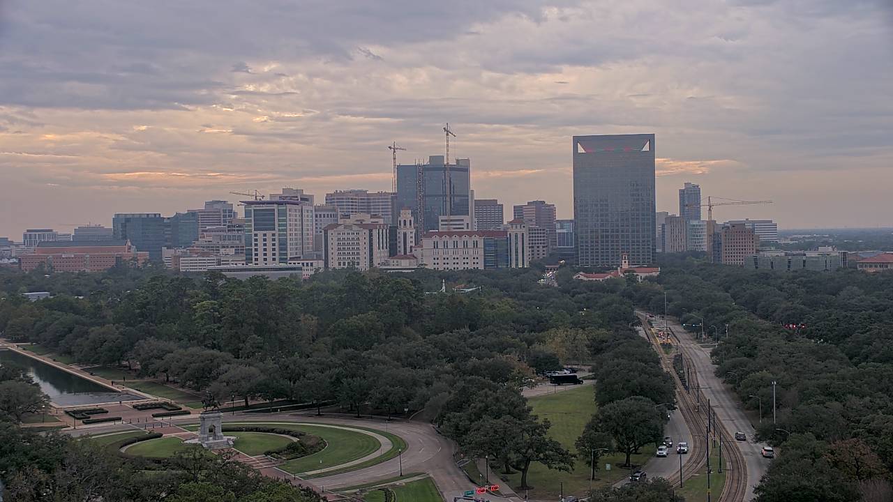 Thumbnail for current weather camera view from Hotel ZaZa in Houston, Texas