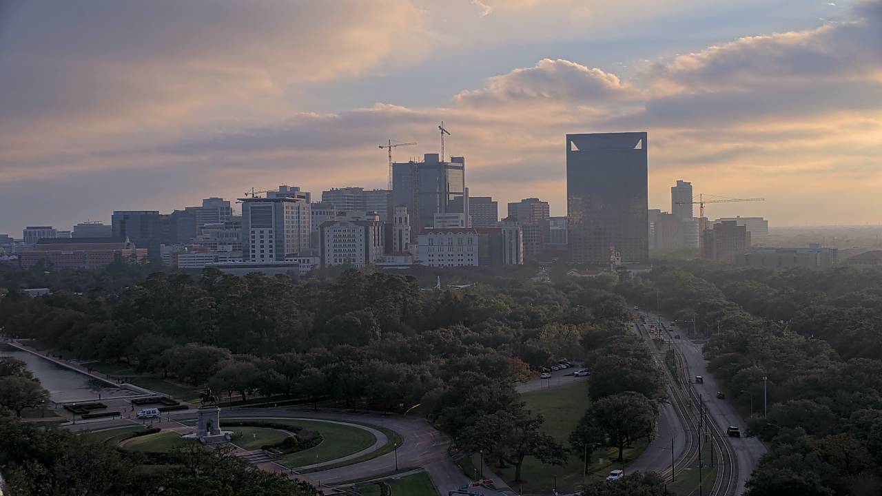 Thumbnail for current weather camera view from Hotel ZaZa in Houston, Texas