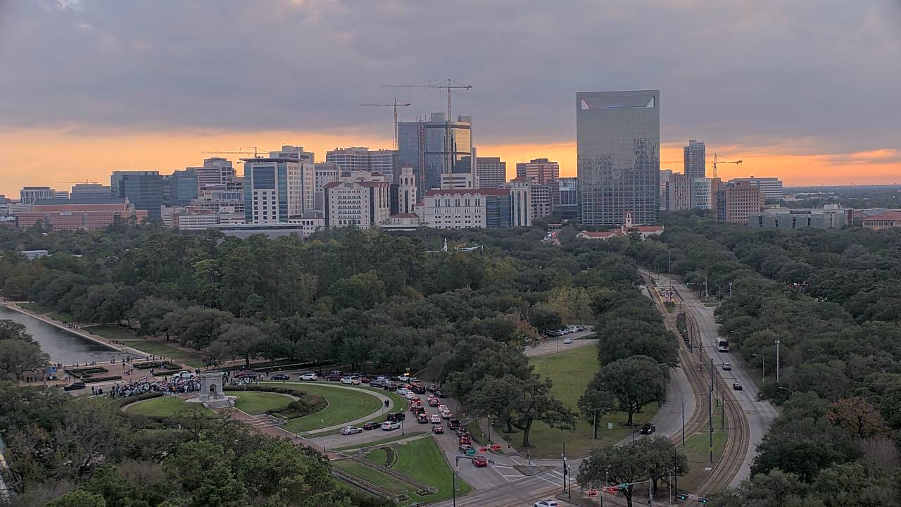 Thumbnail for current weather camera view from Hotel ZaZa in Houston, Texas