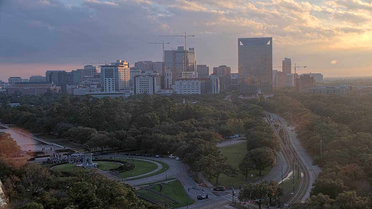 Thumbnail for current weather camera view from Hotel ZaZa in Houston, Texas