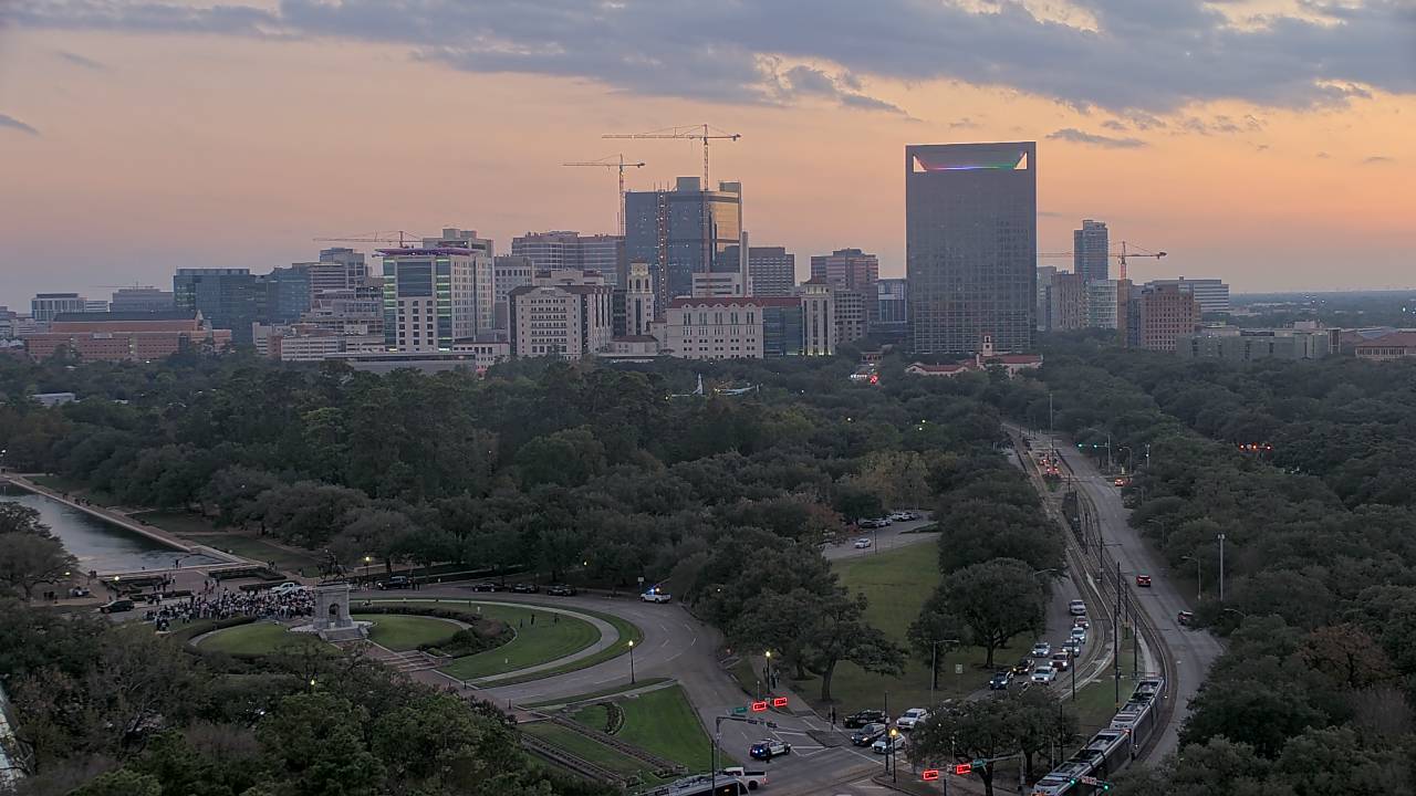 Thumbnail for current weather camera view from Hotel ZaZa in Houston, Texas