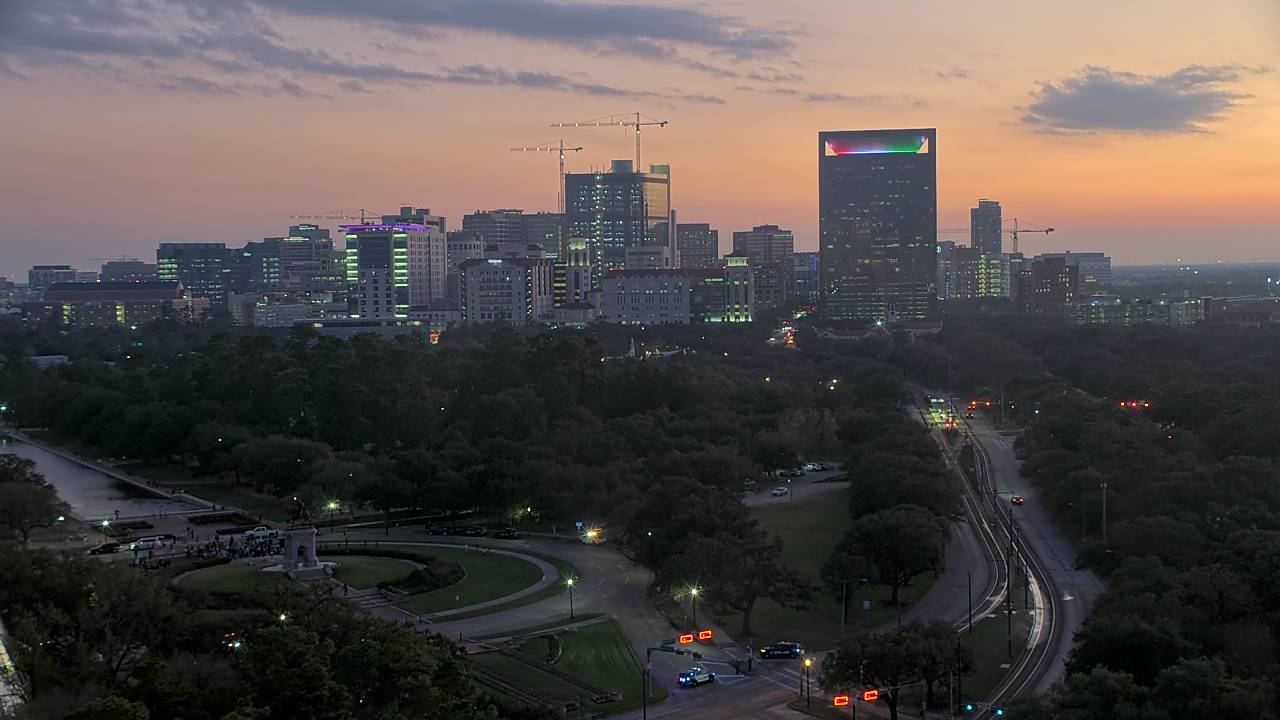 Thumbnail for current weather camera view from Hotel ZaZa in Houston, Texas