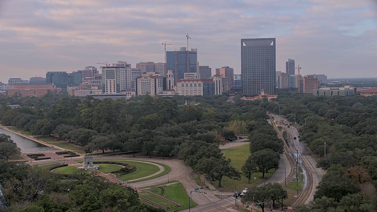 Thumbnail for current weather camera view from Hotel ZaZa in Houston, Texas