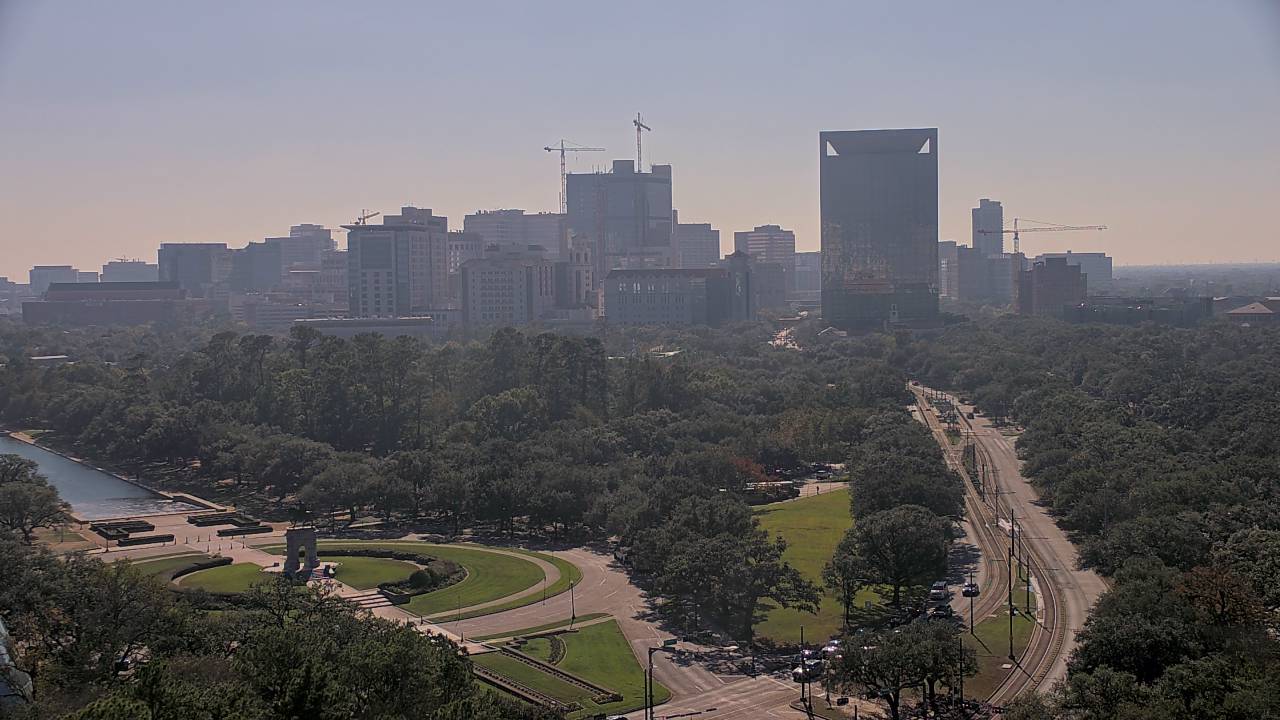 Thumbnail for current weather camera view from Hotel ZaZa in Houston, Texas