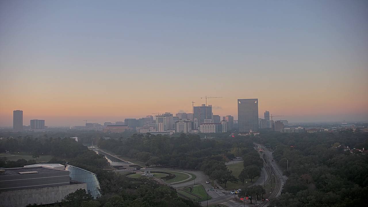 Thumbnail for current weather camera view from Hotel ZaZa in Houston, Texas