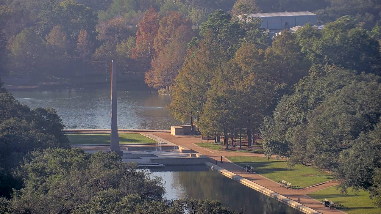 Thumbnail for current weather camera view from Hotel ZaZa in Houston, Texas