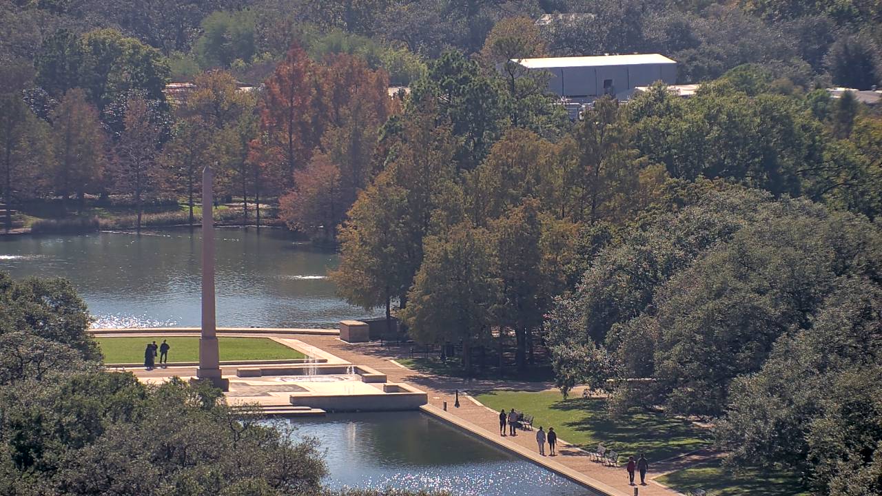 Thumbnail for current weather camera view from Hotel ZaZa in Houston, Texas