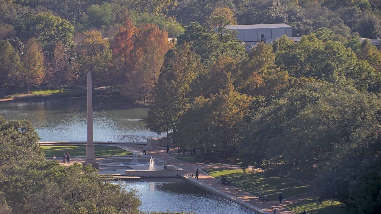 Thumbnail for current weather camera view from Hotel ZaZa in Houston, Texas