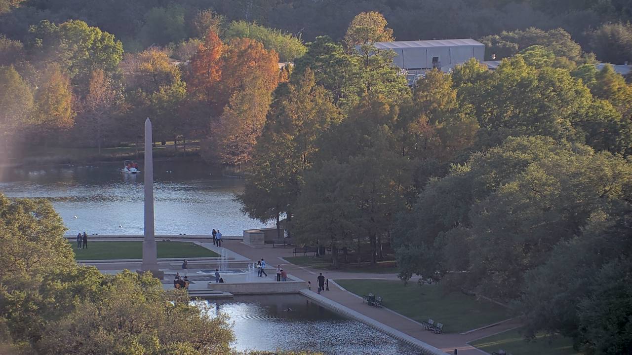 Thumbnail for current weather camera view from Hotel ZaZa in Houston, Texas