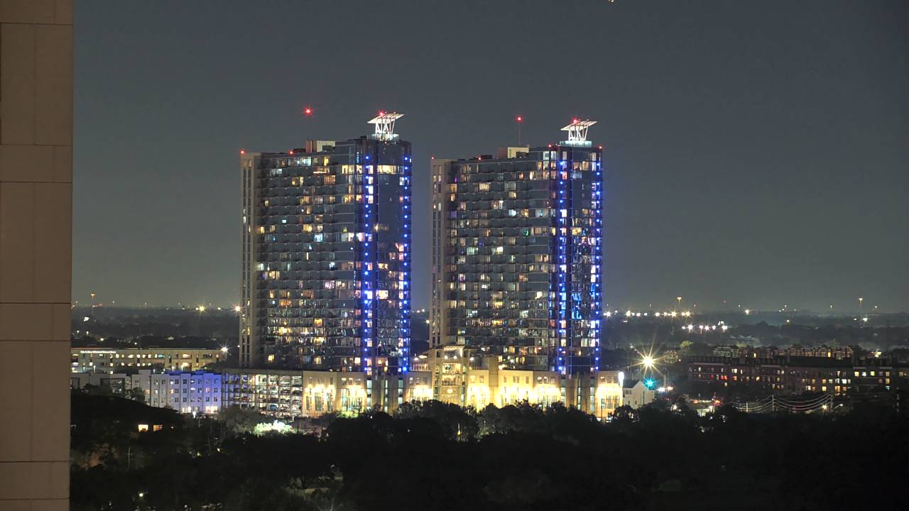 Thumbnail for current weather camera view from Hotel ZaZa in Houston, Texas