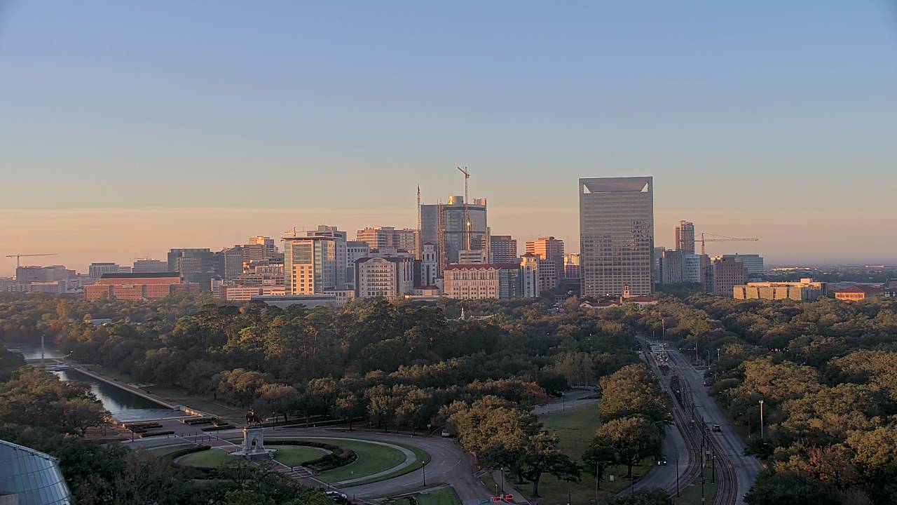 Thumbnail for current weather camera view from Hotel ZaZa in Houston, Texas