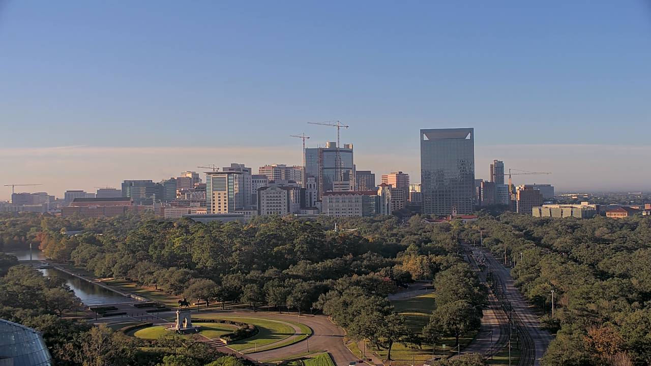 Thumbnail for current weather camera view from Hotel ZaZa in Houston, Texas
