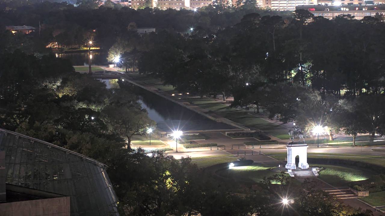 Thumbnail for current weather camera view from Hotel ZaZa in Houston, Texas