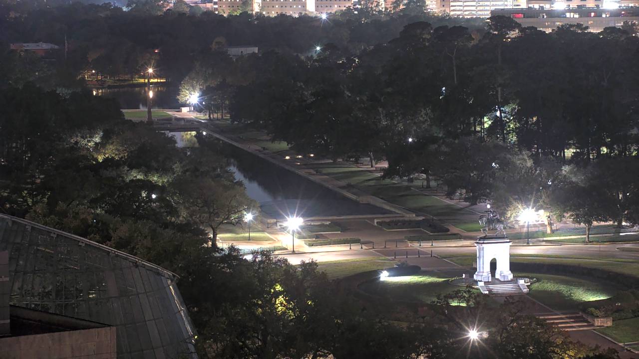 Thumbnail for current weather camera view from Hotel ZaZa in Houston, Texas