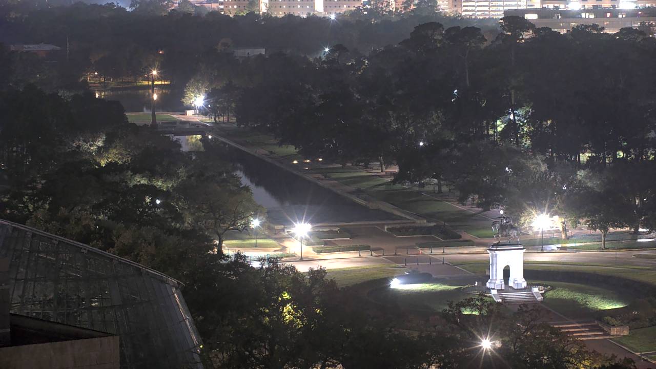 Thumbnail for current weather camera view from Hotel ZaZa in Houston, Texas
