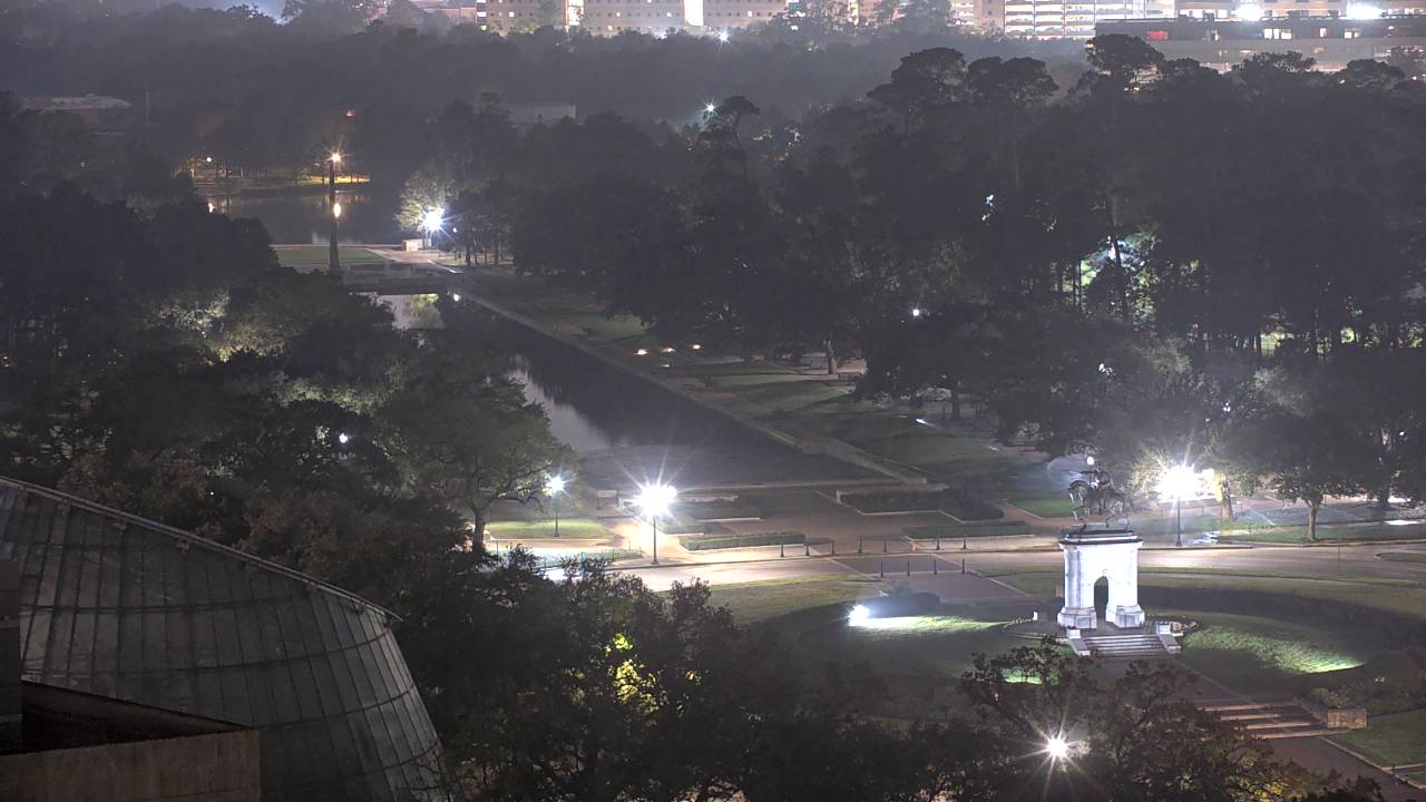 Thumbnail for current weather camera view from Hotel ZaZa in Houston, Texas