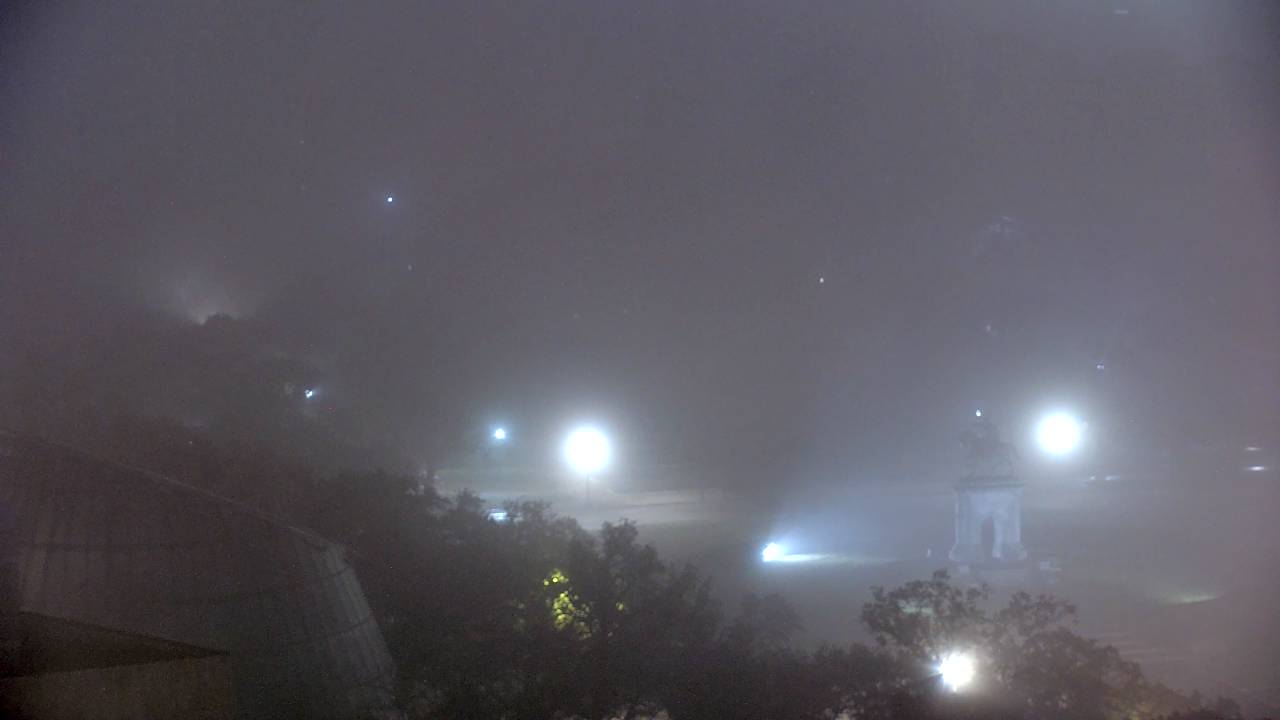 Thumbnail for current weather camera view from Hotel ZaZa in Houston, Texas