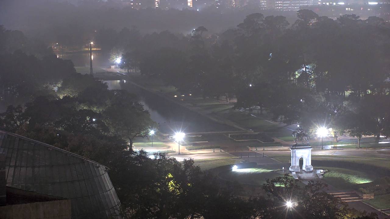 Thumbnail for current weather camera view from Hotel ZaZa in Houston, Texas