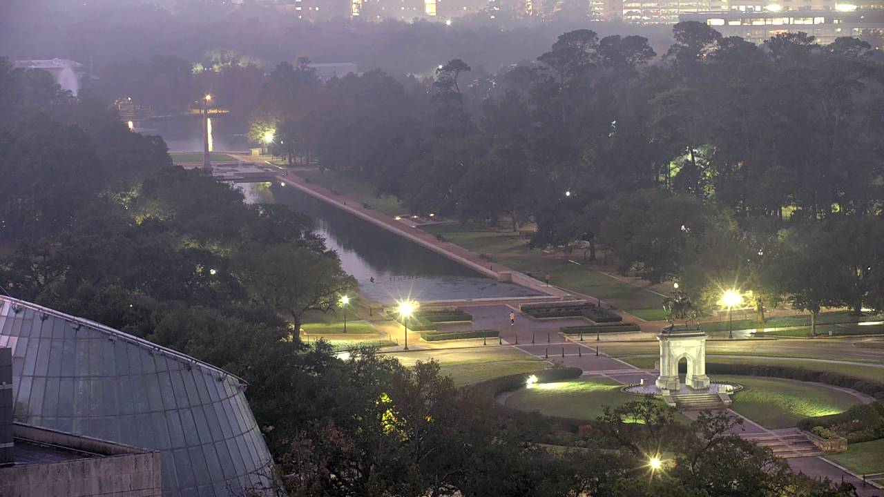 Thumbnail for current weather camera view from Hotel ZaZa in Houston, Texas