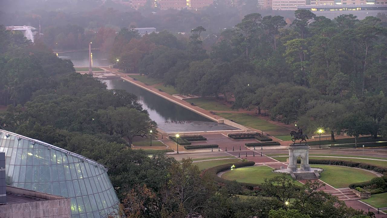 Thumbnail for current weather camera view from Hotel ZaZa in Houston, Texas