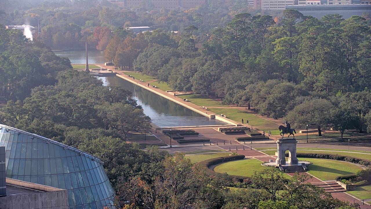 Thumbnail for current weather camera view from Hotel ZaZa in Houston, Texas