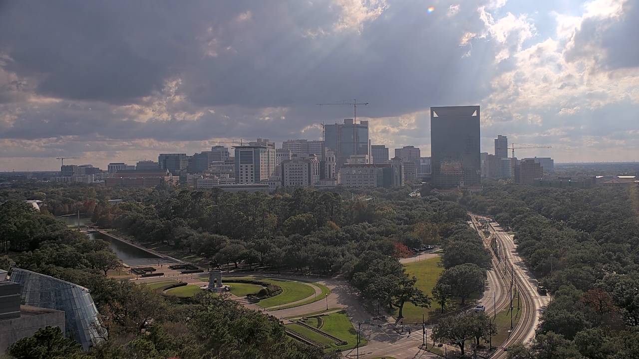 Thumbnail for current weather camera view from Hotel ZaZa in Houston, Texas