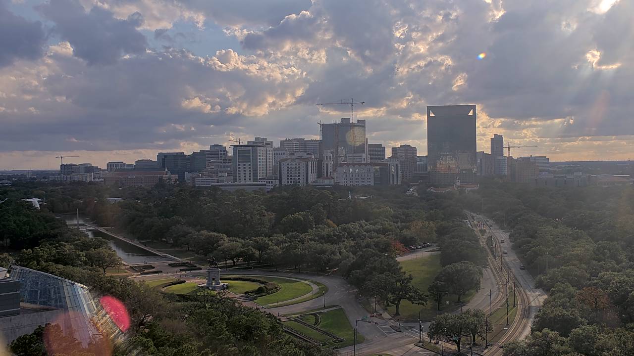 Thumbnail for current weather camera view from Hotel ZaZa in Houston, Texas