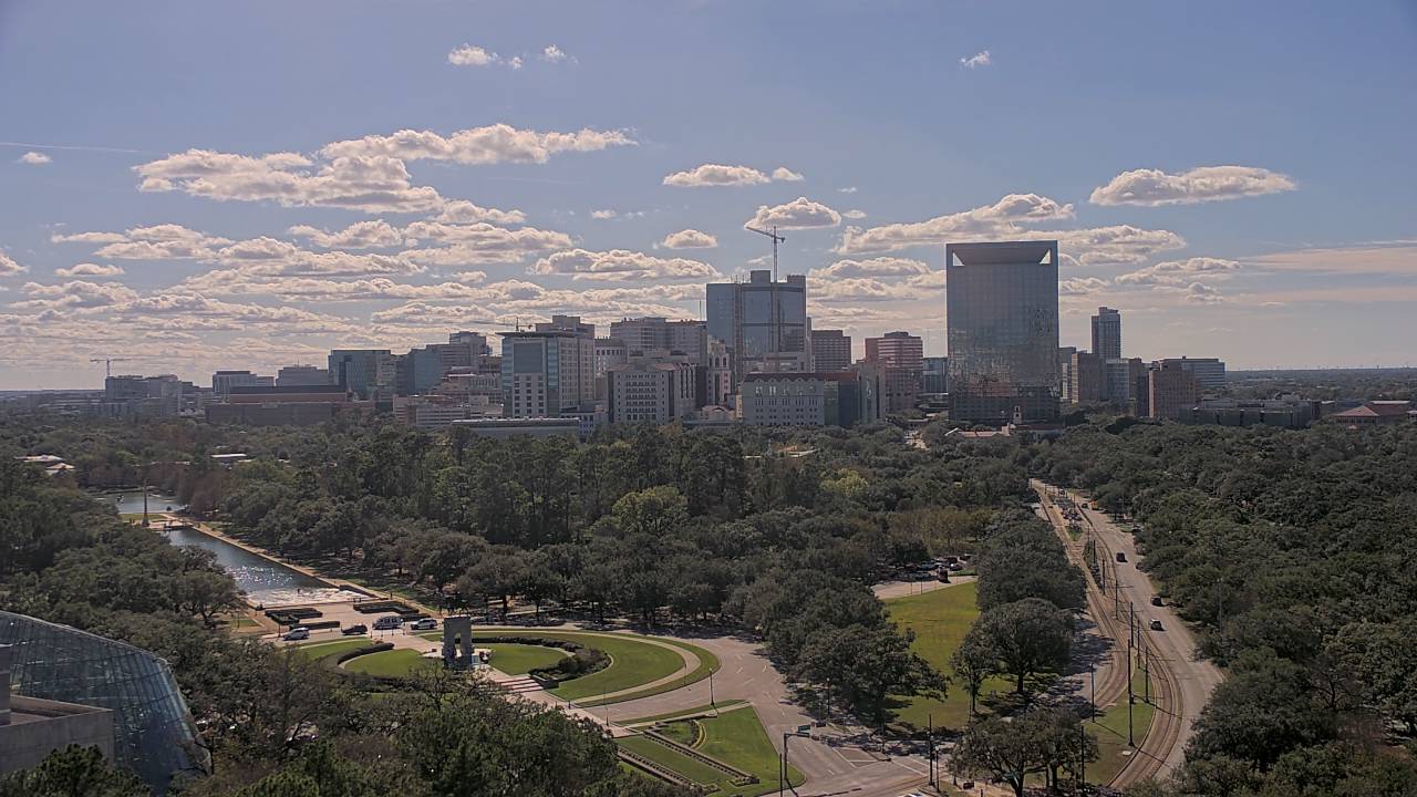 Thumbnail for current weather camera view from Hotel ZaZa in Houston, Texas