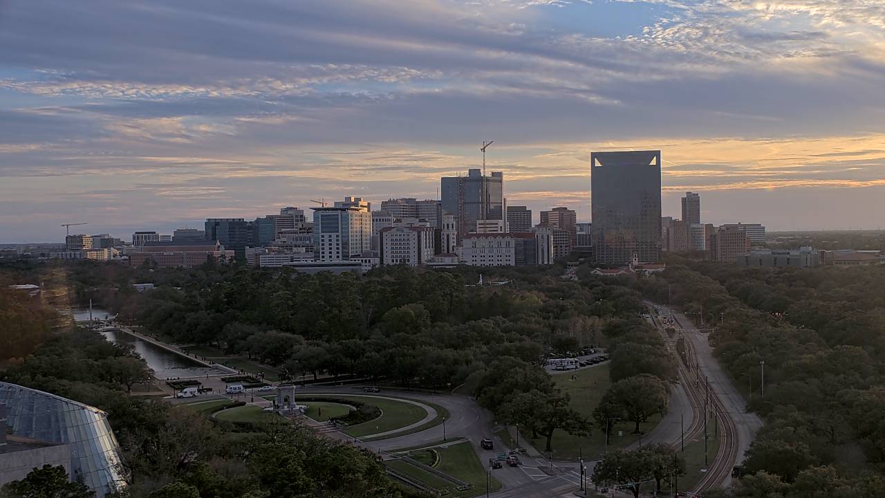 Thumbnail for current weather camera view from Hotel ZaZa in Houston, Texas
