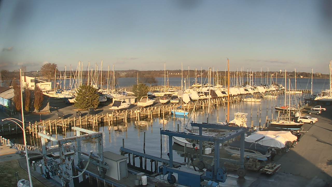 Thumbnail for current weather camera view from Tidewater Marina in Havre de Grace, Maryland