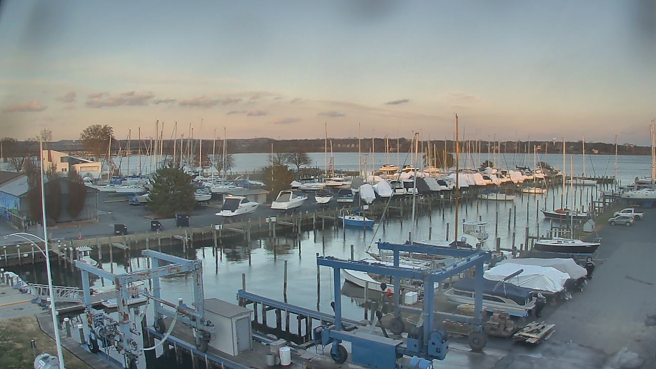 Thumbnail for current weather camera view from Tidewater Marina in Havre de Grace, Maryland