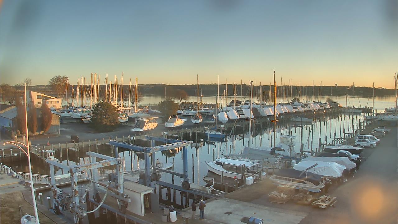 Thumbnail for current weather camera view from Tidewater Marina in Havre de Grace, Maryland