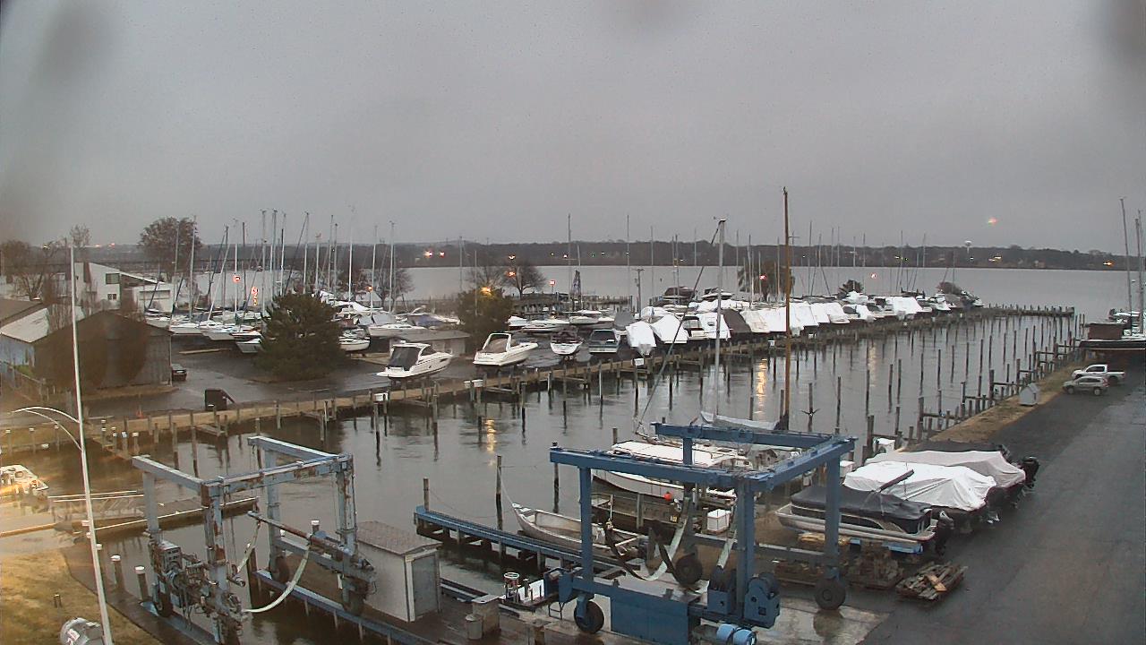 Thumbnail for current weather camera view from Tidewater Marina in Havre de Grace, Maryland