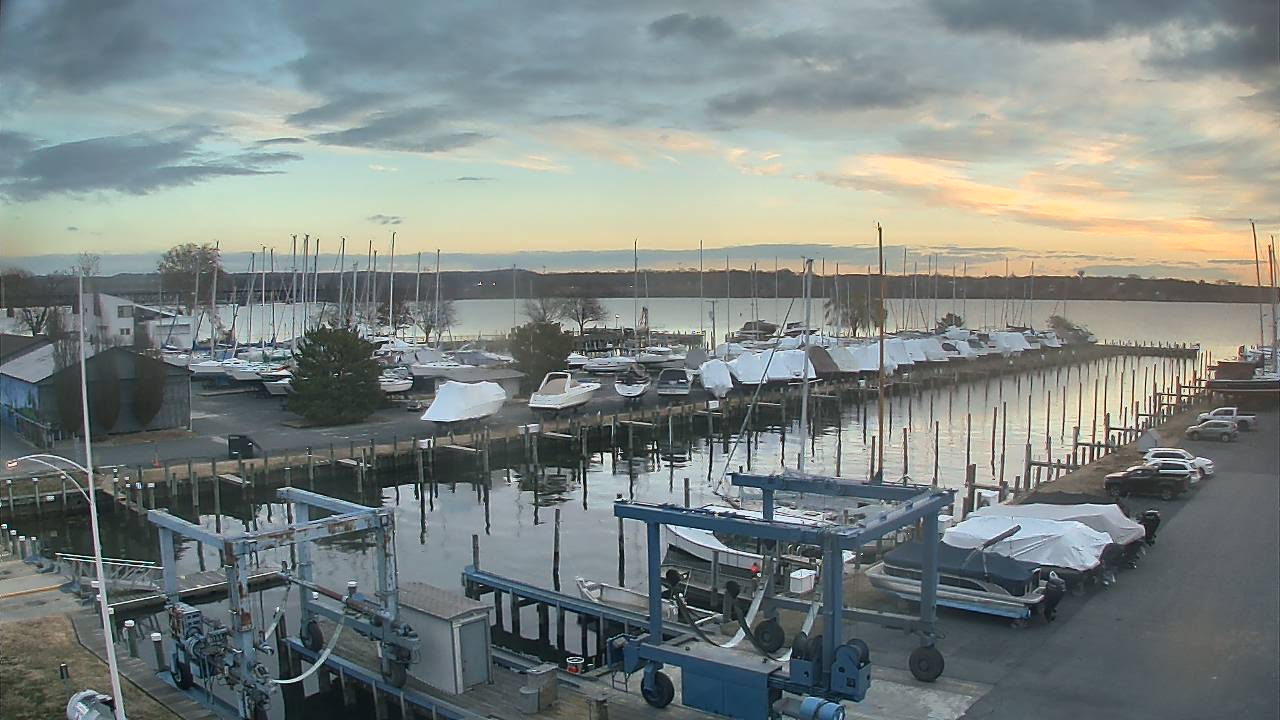 Thumbnail for current weather camera view from Tidewater Marina in Havre de Grace, Maryland