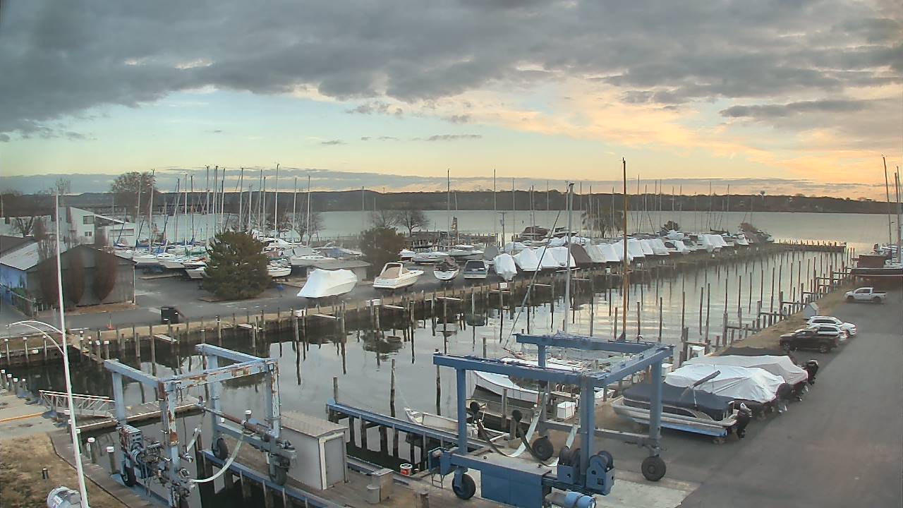 Thumbnail for current weather camera view from Tidewater Marina in Havre de Grace, Maryland
