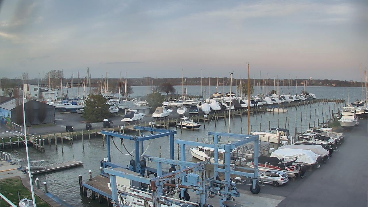 Thumbnail for current weather camera view from Tidewater Marina in Havre de Grace, Maryland
