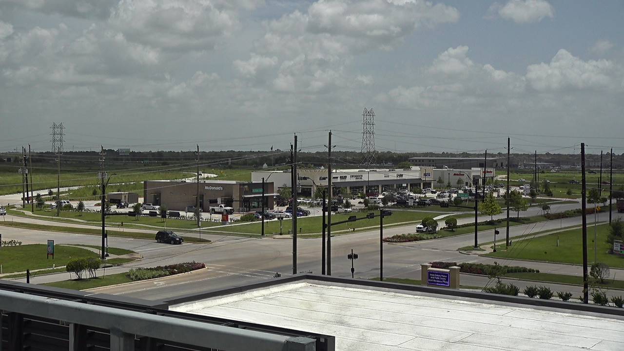 Thumbnail for current weather camera view from Iowa Colony Police Department in Meridiana, Texas