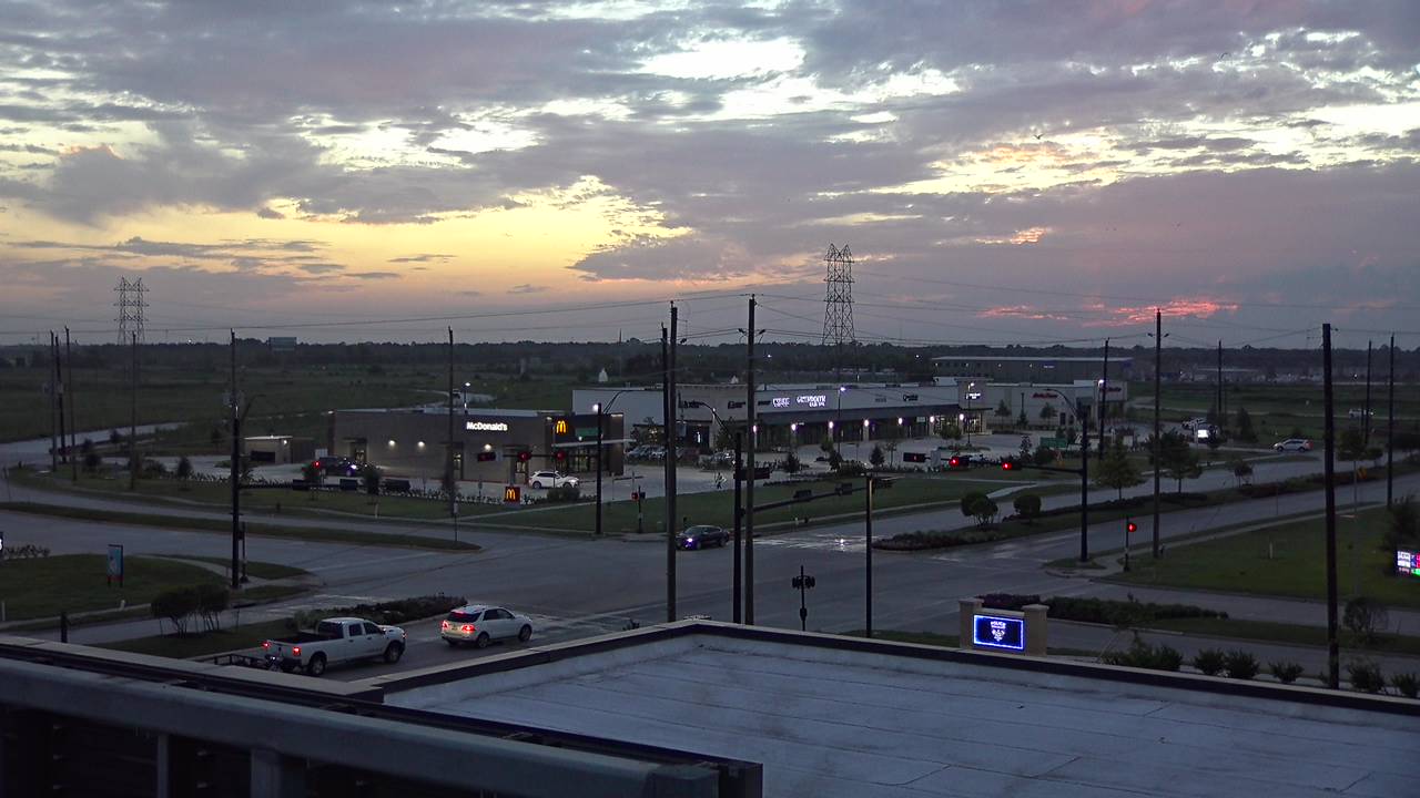 Thumbnail for current weather camera view from Iowa Colony Police Department in Meridiana, Texas
