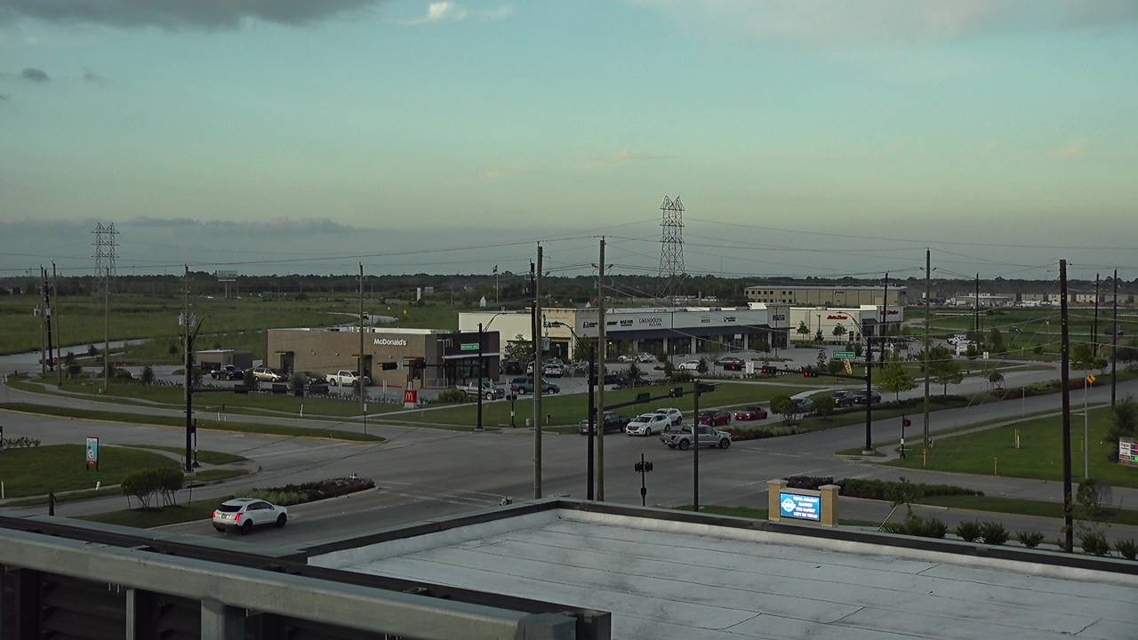 Thumbnail for current weather camera view from Iowa Colony Police Department in Meridiana, Texas
