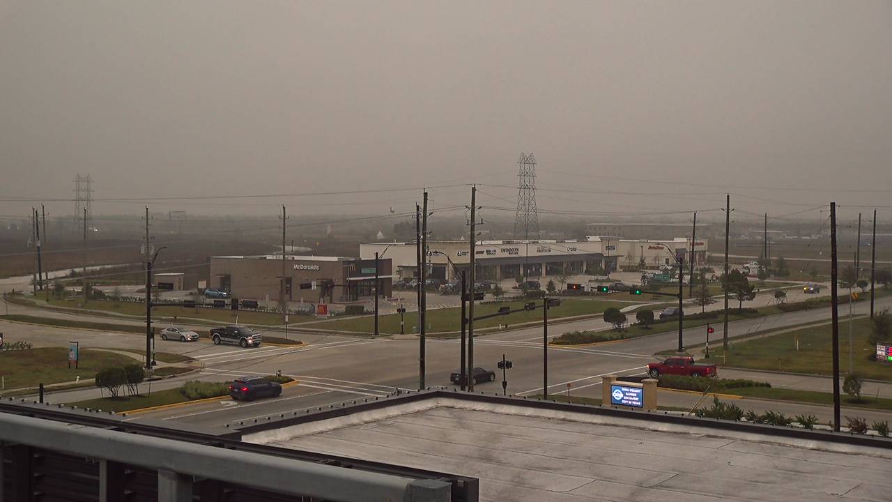 Thumbnail for current weather camera view from Iowa Colony Police Department in Meridiana, Texas