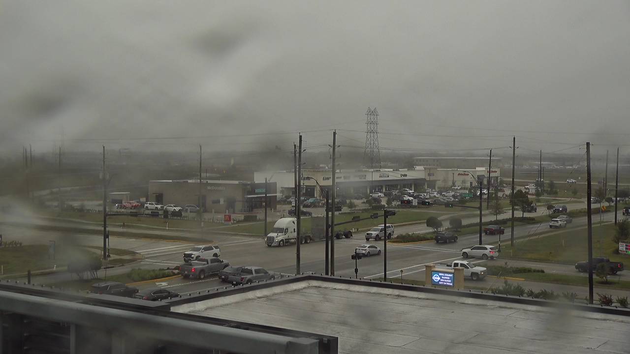 Thumbnail for current weather camera view from Iowa Colony Police Department in Meridiana, Texas