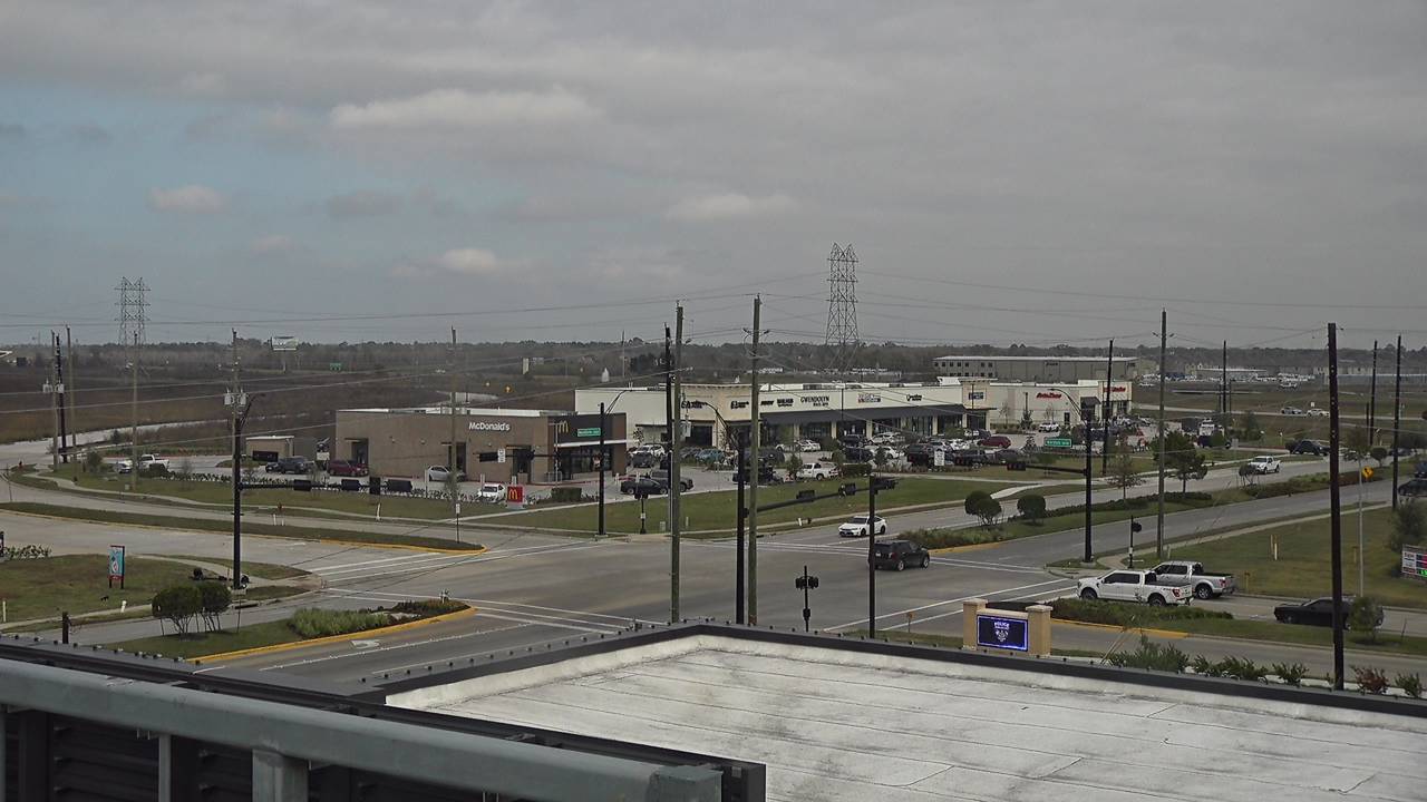 Thumbnail for current weather camera view from Iowa Colony Police Department in Meridiana, Texas