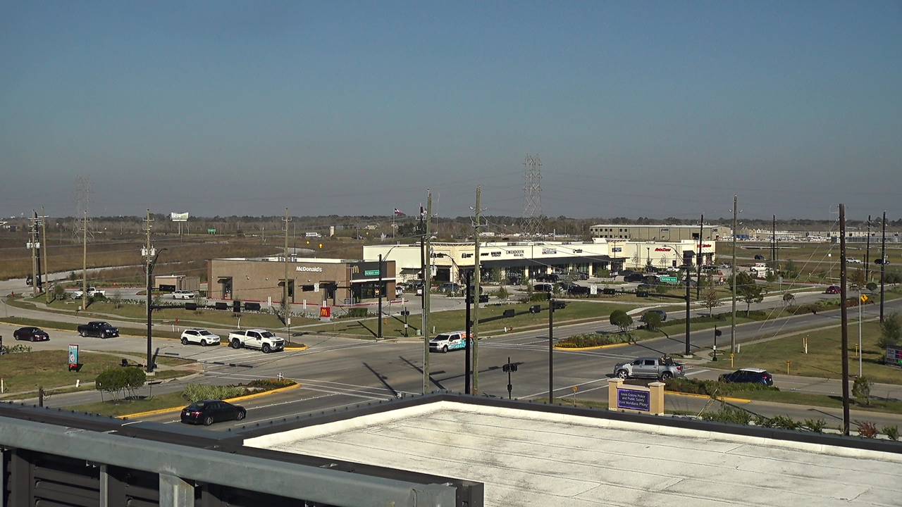 Thumbnail for current weather camera view from Iowa Colony Police Department in Meridiana, Texas